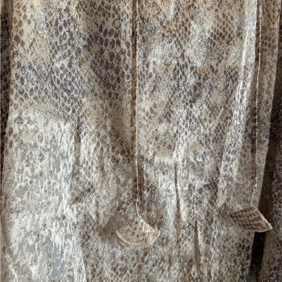 Tommy Bahama Ladies Playa Python Peasant Top Size Small - Picture 7 of 7